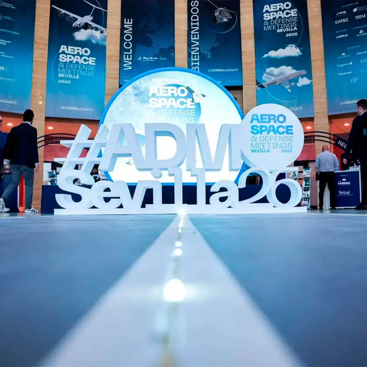 Acceso principal a FIBES Sevilla durante la celebración de ADM Sevilla 2026