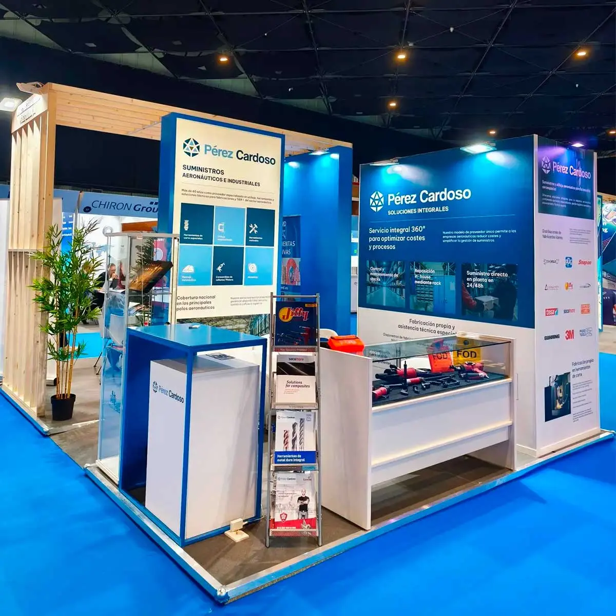 Stand de Pérez Cardoso durante ADM Sevilla 2026 mostrando herramientas, consumibles y soluciones para la industria aeronáutica